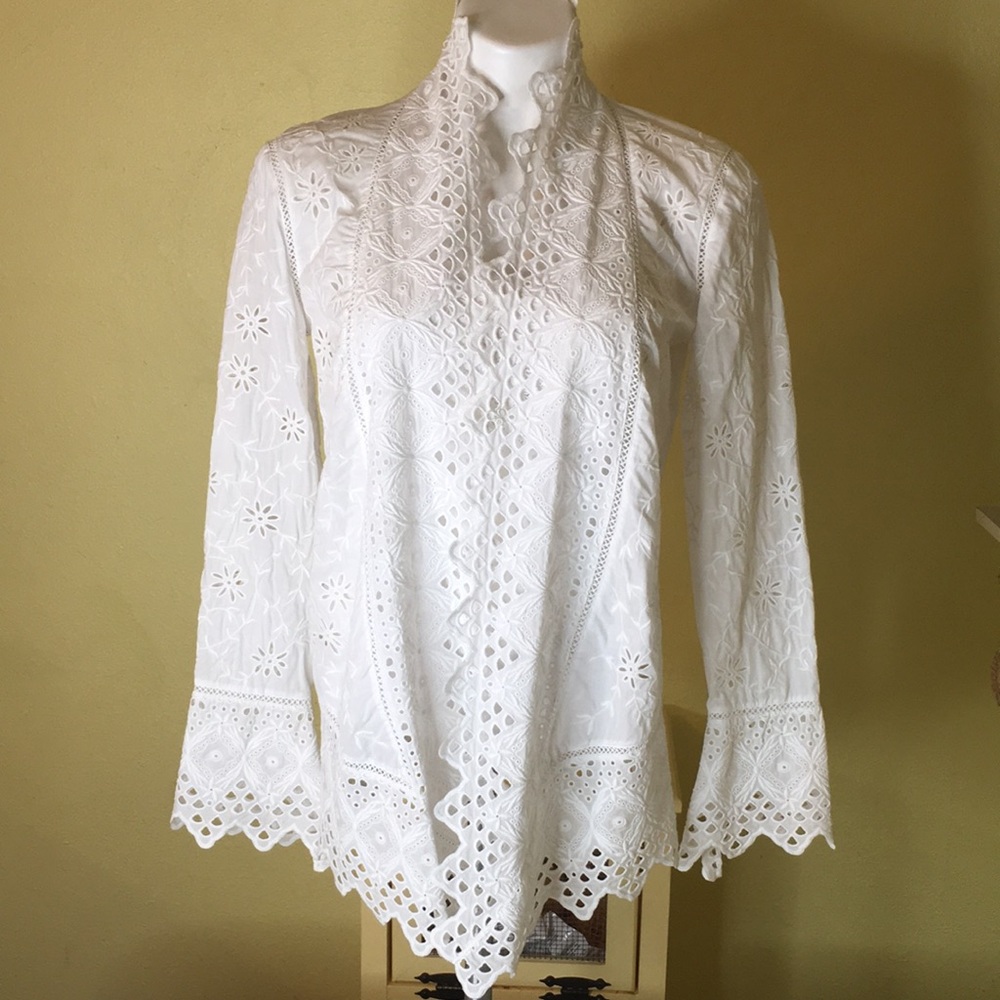 2 Piece White Eyelet Jacket & Tank Top